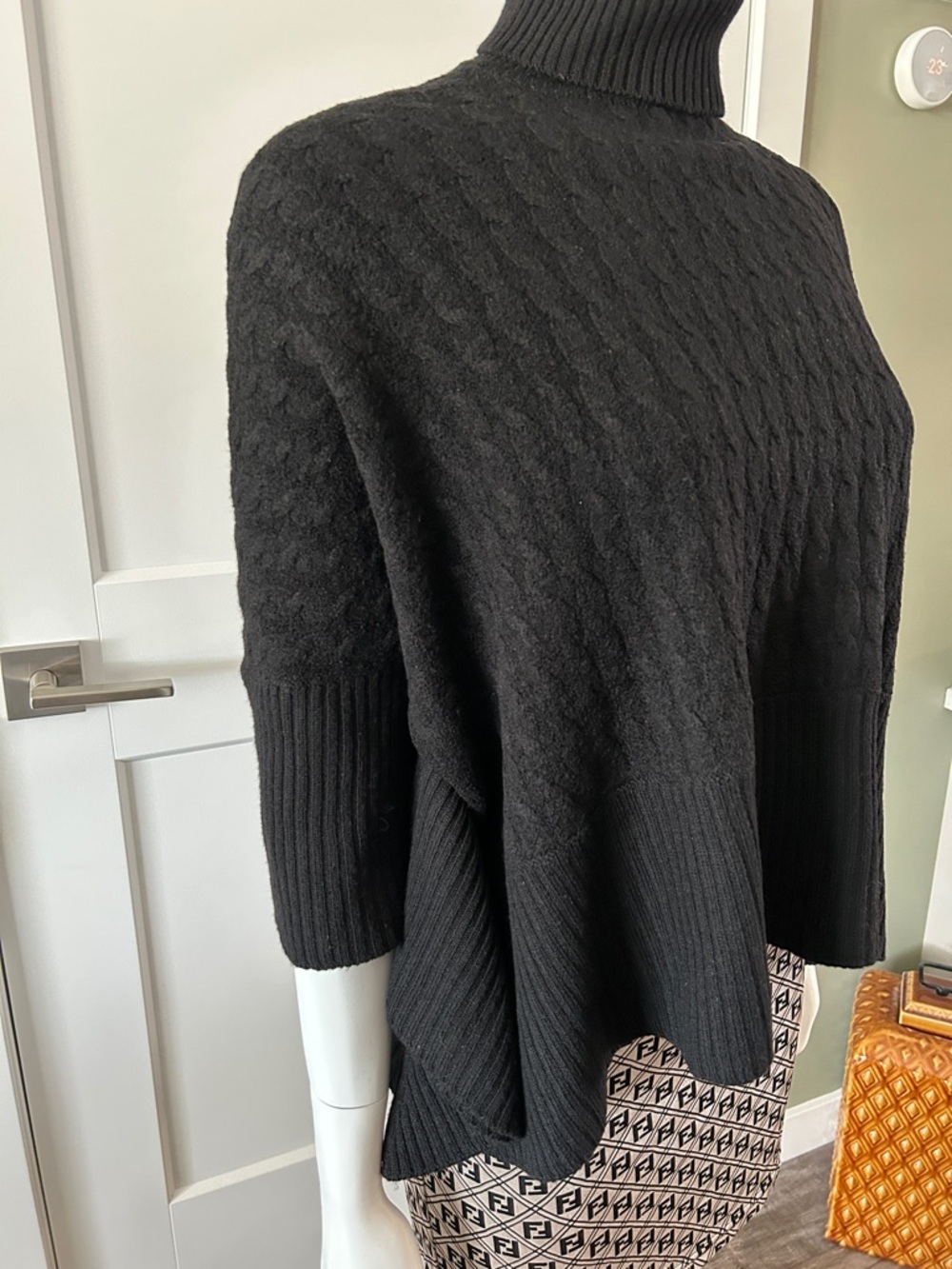 MaxMara Virgin Wool Poncho Sweater S/M Black Turtleneck - Picture 5 of 15